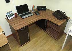 Угловой письменный стол СП-140
