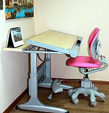 Детское кресло Duorest DR-289 и детский компьютерный стол Kinder-Ergo-2