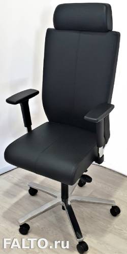 Кожаное кресло Body-Leather для кабинета руководителя