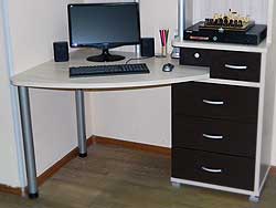 письменный стол для организации рабочего места школьника и взрослого