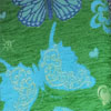 бабочки на зеленом фоне