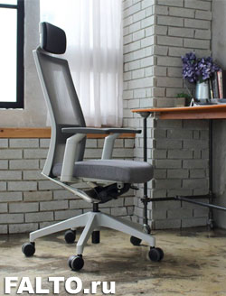 Эргономичное кресло Quantum 7 - светло-серый пластик, серая ткань, серая сетка