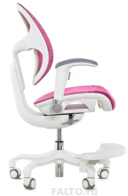 Розовое сетчатое кресло