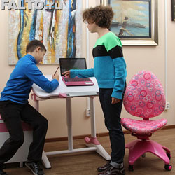 Компьютерное кресло Falto-kids Sponge розовое в нашем шоуруме