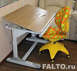 Стол-парта Ergo-Desk и детское кресло Falto-kids Sponge