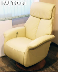 Бежевое кресло Relax Lotus