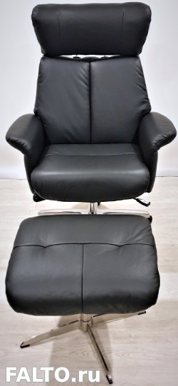 Светлое кожаное кресло Relax Royal с механизмом реклайнер