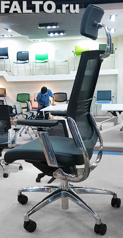 Офисное кресло Body-Balance Business T-912AL черное