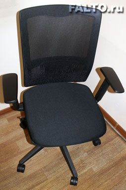 комфортное кресло